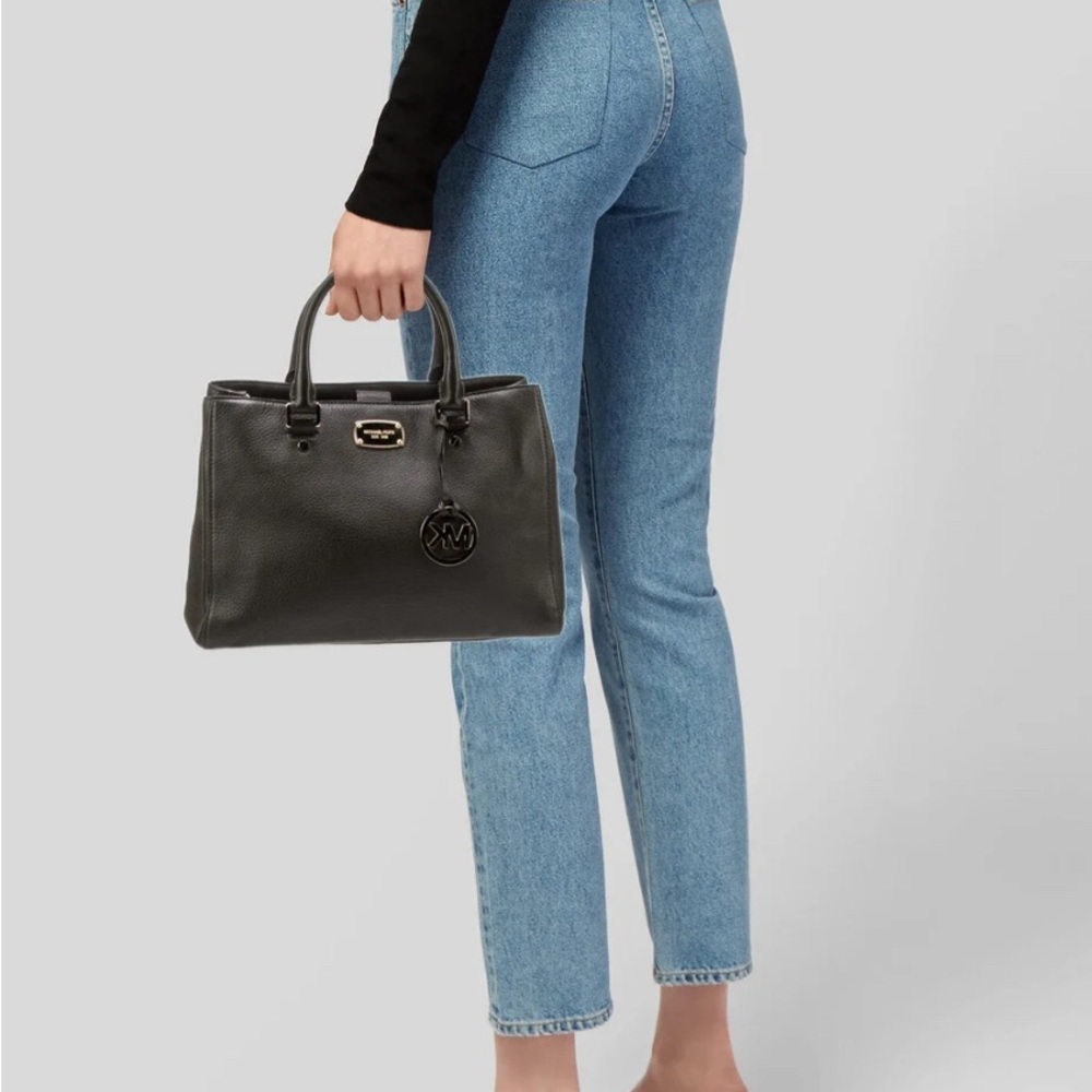 Michael Michael Kors Solid Leather Handle Bag - image 2